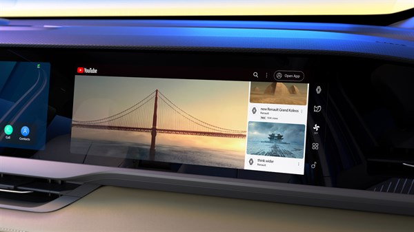 New Renault Koleos - passenger display